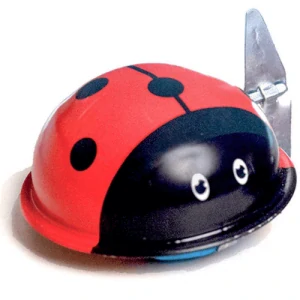 Plechová beruška na klíček