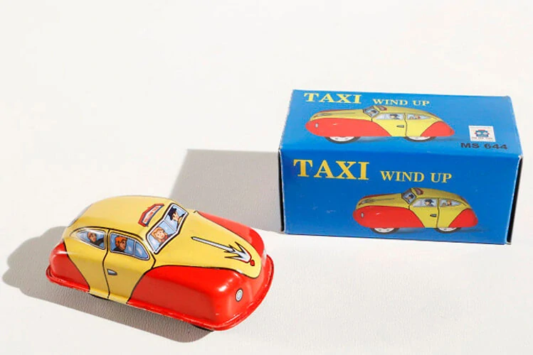 Plechové taxi na klíček
