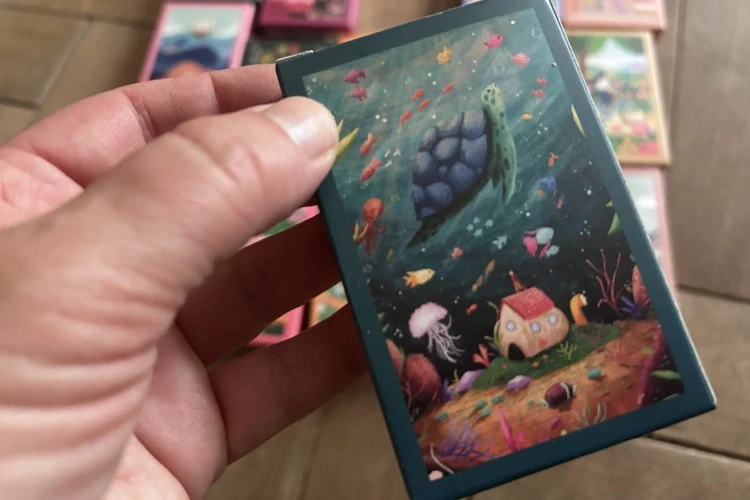 Puzzle do kapsy Magické hlubiny (99 dílků, 10 x 14 cm) 