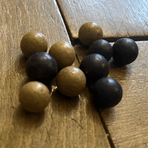 Hliněnky (10 ks) v jutovém pytlíčku modrá – žlutá (V2)