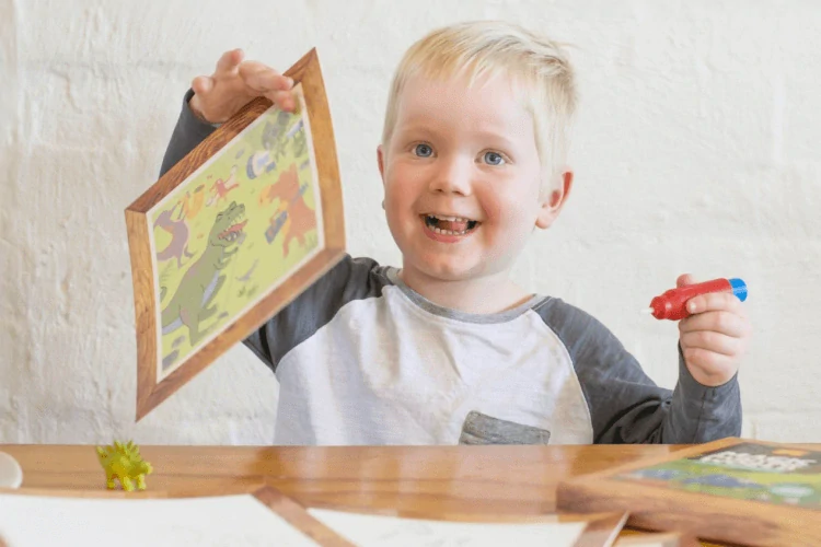 Vodní omalovánky Dinosauři - 4 obrázky /Magic Painitng World