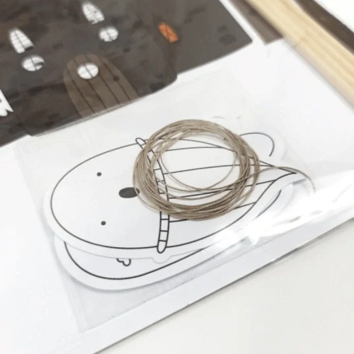 Strašidelné městečko - girlanda na Halloween (3 domečky a 6 duchů)