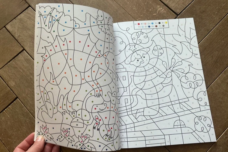 Malování podle čísel Hasiči a dinosauři