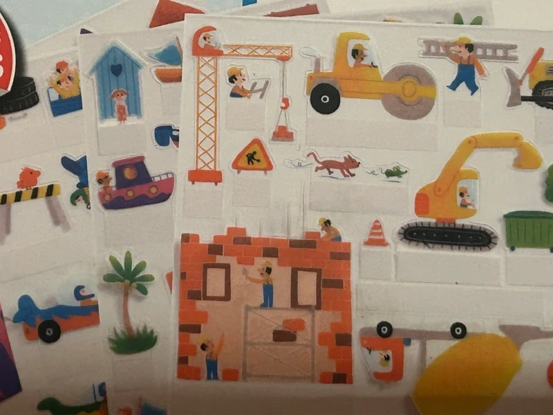   Dj647S - Samolepky auta Djeco - novinka; 3D, opakovatelně použitelné