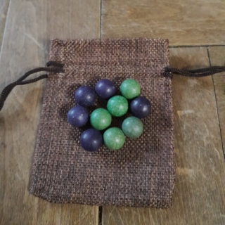 Hliněnky (10 ks) v jutovém pytlíčku modrá – zelená 